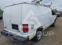 2012 Ford E-150 фото