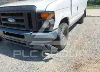 2012 Ford E-150 фото