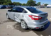 2012 Ford FOCUS photo