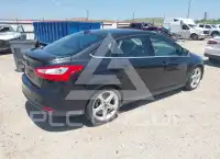 2012 Ford FOCUS photo