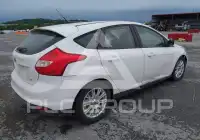 2012 Ford FOCUS photo
