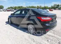 2012 Ford FOCUS photo