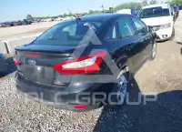 2012 Ford FOCUS photo