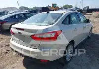 2012 Ford FOCUS photo