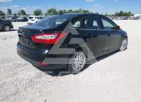 2012 Ford FOCUS photo
