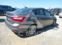 2012 Ford FOCUS photo