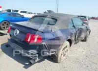 2012 Ford MUSTANG фото
