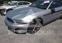 2012 Ford MUSTANG фото
