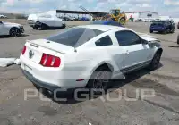 2012 Ford MUSTANG фото