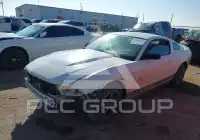2012 Ford MUSTANG photo