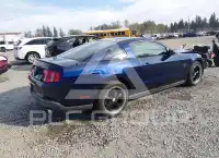 2012 Ford MUSTANG фото