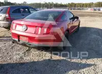 2012 Ford MUSTANG фото