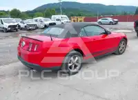 2012 Ford MUSTANG фото