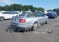 2012 Ford MUSTANG фото