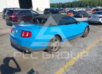 2012 Ford MUSTANG photo