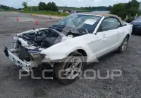 2012 Ford MUSTANG фото