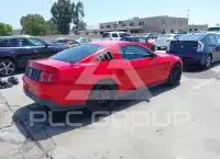 2012 Ford MUSTANG photo