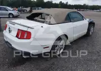 2012 Ford MUSTANG фото