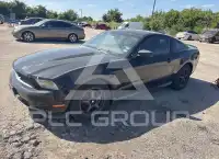 2012 Ford MUSTANG фото