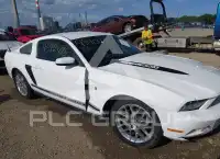2012 Ford MUSTANG фото