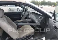 2012 Ford MUSTANG фото