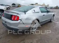 2012 Ford MUSTANG фото