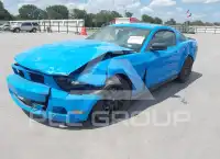 2012 Ford MUSTANG photo