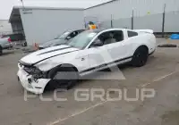 2012 Ford MUSTANG photo