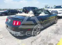 2012 Ford MUSTANG фото