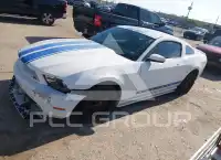 2012 Ford MUSTANG photo