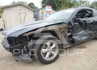 2012 Ford MUSTANG photo