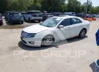 2012 Ford FUSION фото