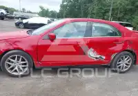 2012 Ford FUSION фото