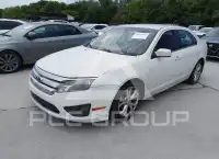 2012 Ford FUSION фото
