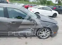 2012 Ford FUSION фото