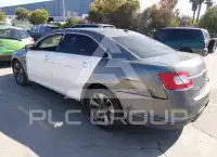 2012 Ford TAURUS фото