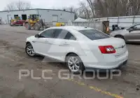 2012 Ford TAURUS фото