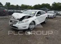 2012 Ford TAURUS photo