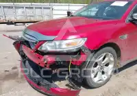 2012 Ford TAURUS photo