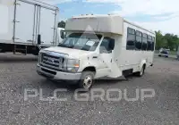 2012 Ford E-450 фото