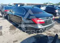 2012 Hyundai Genesis photo