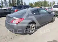 2012 Hyundai Genesis photo