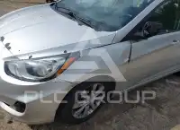2012 Hyundai Accent photo