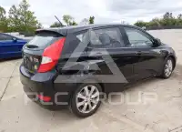 2012 Hyundai Accent photo