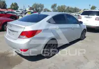 2012 Hyundai Accent фото