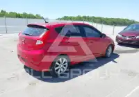 2012 Hyundai Accent photo