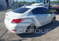 2012 Hyundai Accent фото