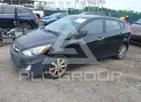 2012 Hyundai Accent фото