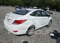 2012 Hyundai Accent photo
