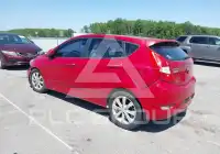 2012 Hyundai Accent photo